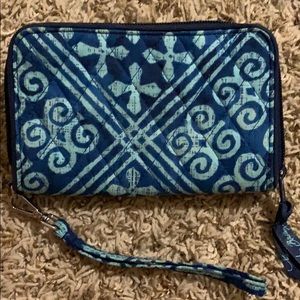Vera Bradley wristlet like new